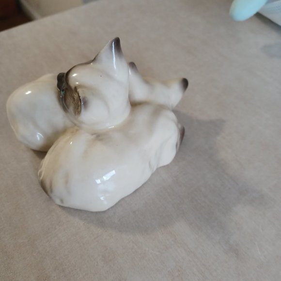 Royal Doulton Siamese cats - Picture 4 of 6